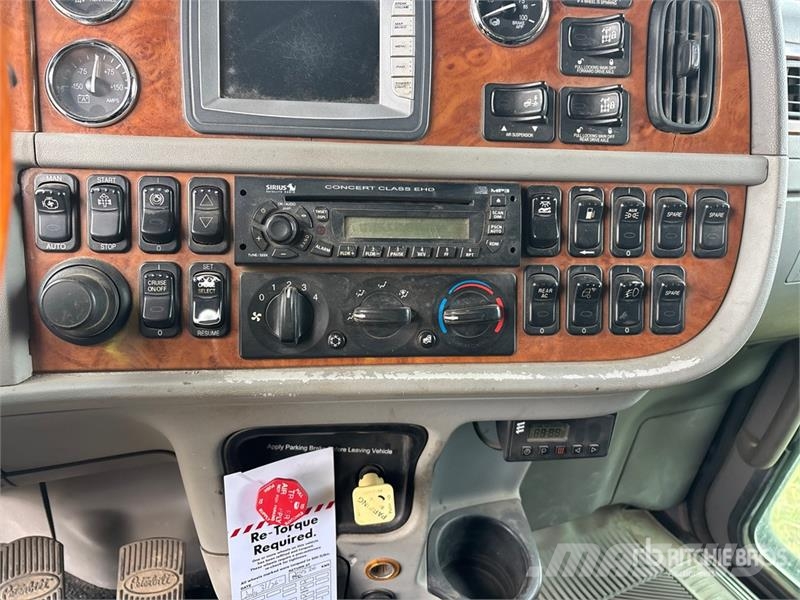 Peterbilt 388 Prime Movers