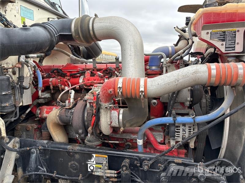 Peterbilt 388 牵引车
