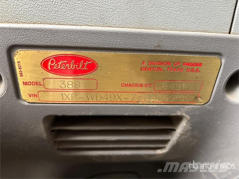 Peterbilt 388 Prime Movers