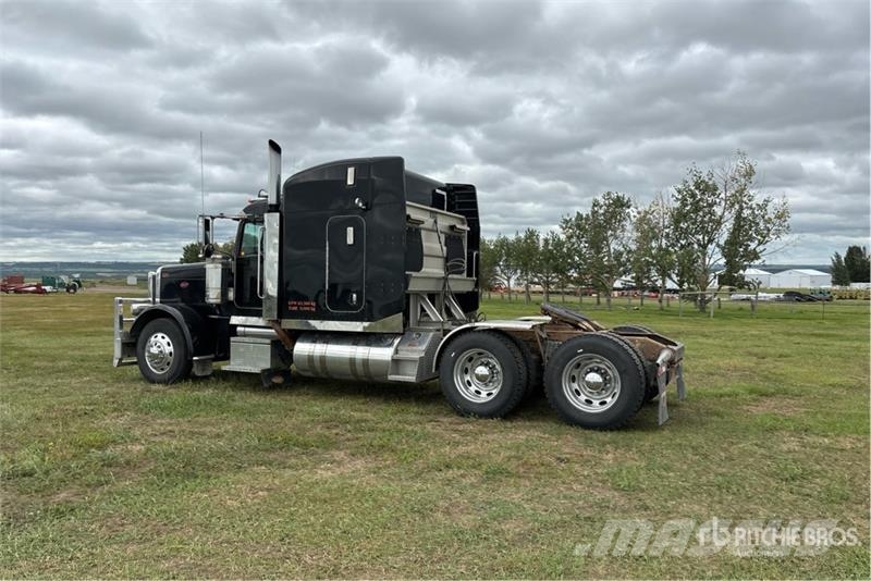 Peterbilt 388 Prime Movers