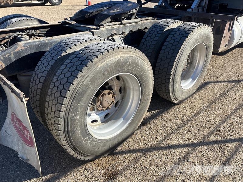 Peterbilt 388 Çekiciler