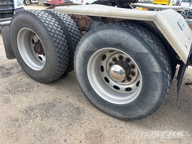 Peterbilt 388 Trekkvogner