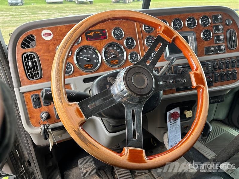 Peterbilt 388 Prime Movers