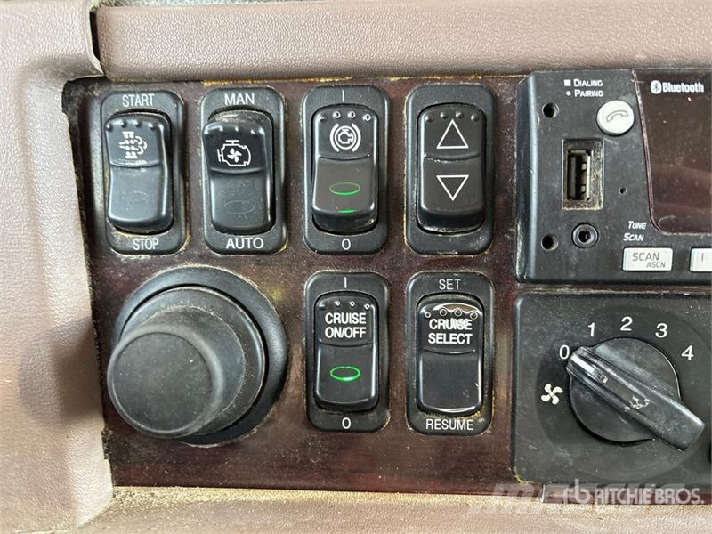 Peterbilt 388 Truck Tractor Units