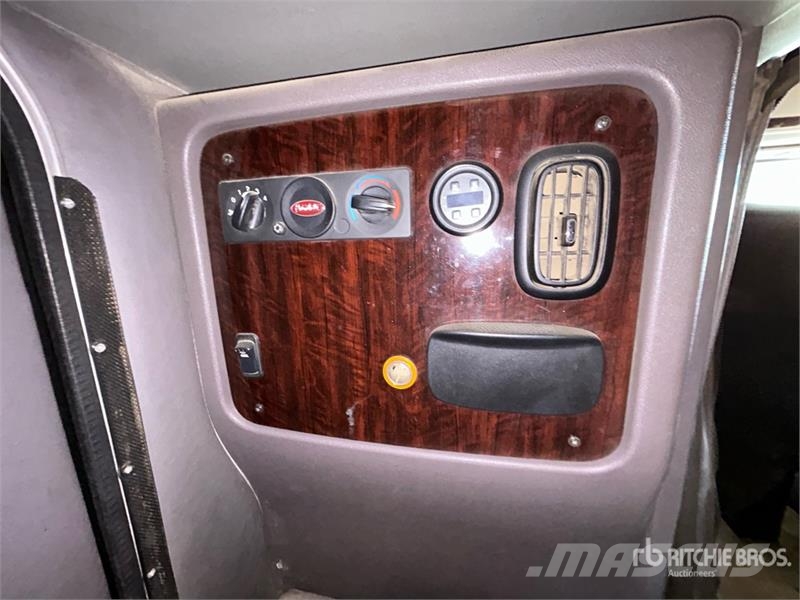 Peterbilt 388 Çekiciler