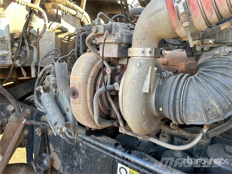Peterbilt 388 شاحنات قلابة