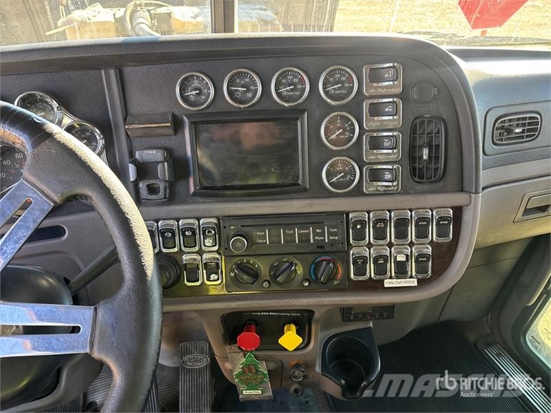 Peterbilt 388 Çekiciler