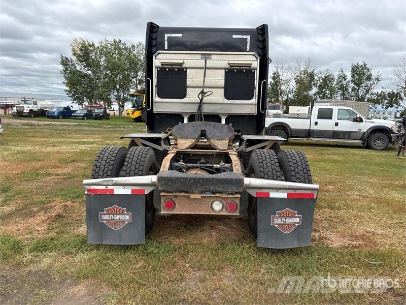 Peterbilt 388 Prime Movers