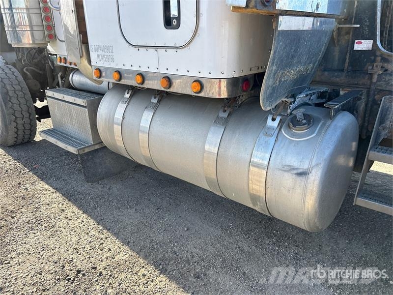 Peterbilt 388 Çekiciler