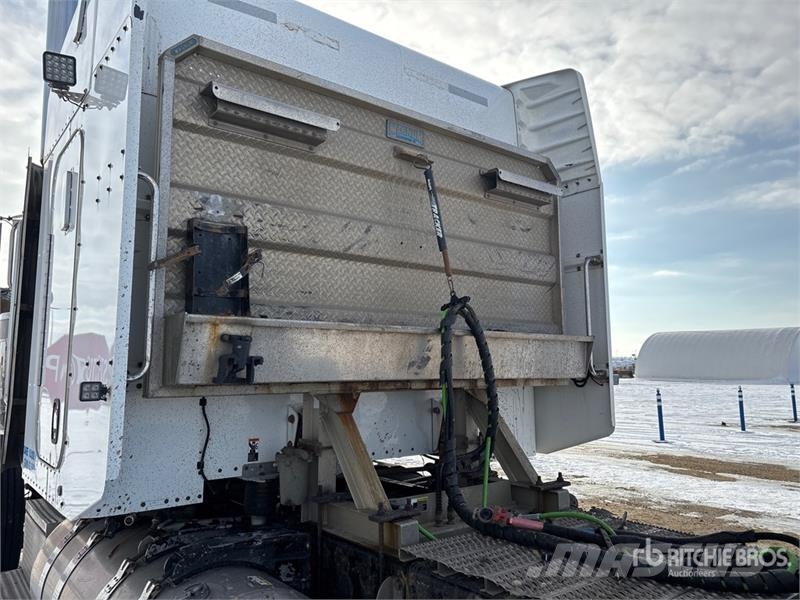 Peterbilt 388 Truck Tractor Units