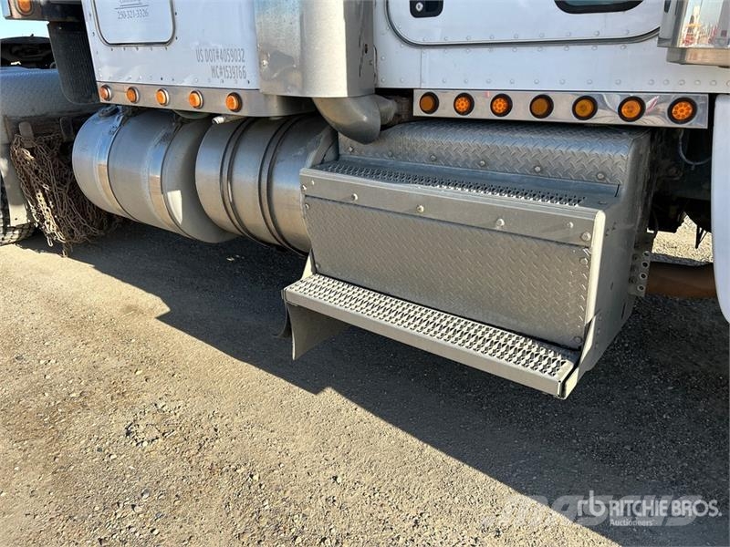Peterbilt 388 Çekiciler