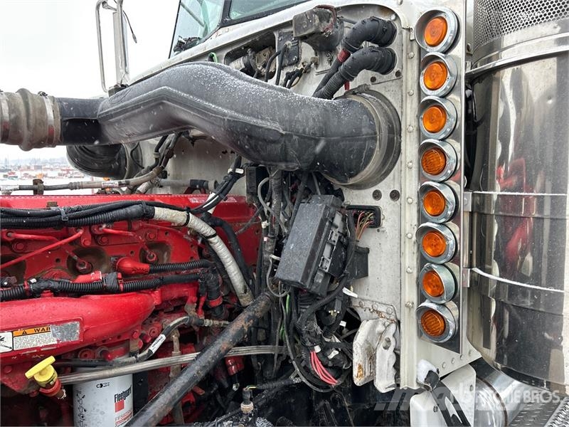 Peterbilt 388 Prime Movers