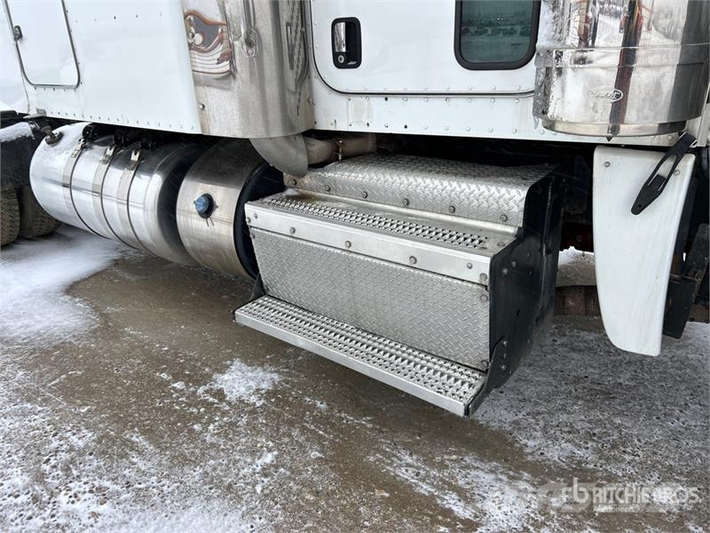 Peterbilt 388 Prime Movers