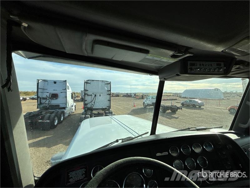 Peterbilt 388 6x4 T/A Tanker Truck タンカートラック