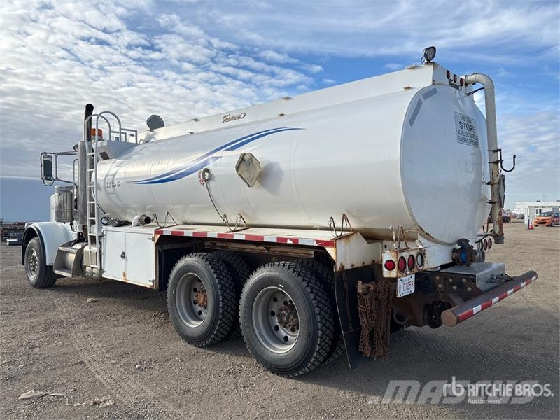 Peterbilt 388 6x4 T/A Tanker Truck タンカートラック