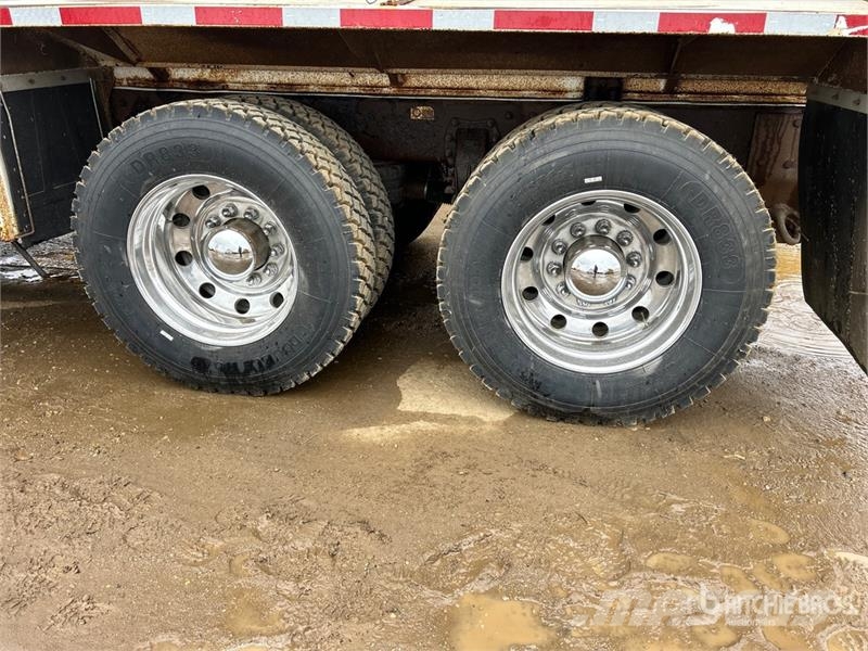 Peterbilt 388 6x4 Tanker Truck Camiones cisternas