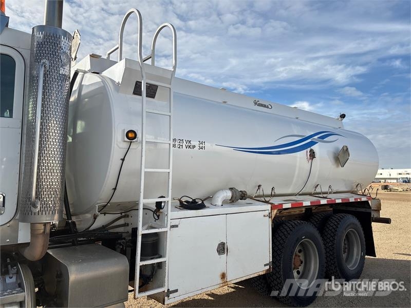 Peterbilt 388 6x4 Tanker Truck Tankwagen
