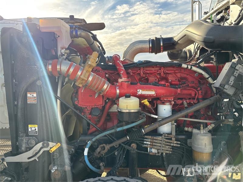 Peterbilt 388 6x4 Tanker Truck Tankwagen