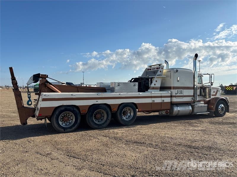 Peterbilt 388 8x6 Sleeper Tow Truck Műszaki mentők
