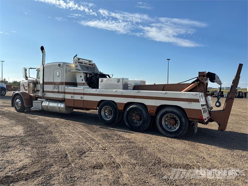 Peterbilt 388 8x6 Sleeper Tow Truck Műszaki mentők