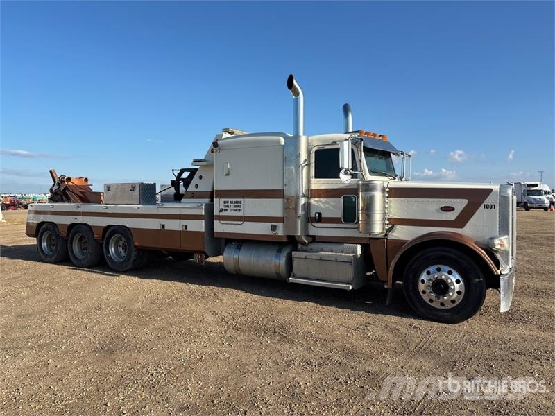 Peterbilt 388 8x6 Sleeper Tow Truck Műszaki mentők