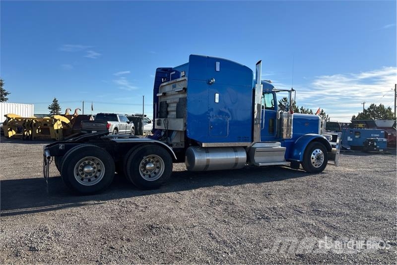Peterbilt 389 Naudoti vilkikai