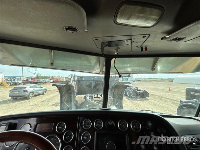 Peterbilt 389 Autotractoare
