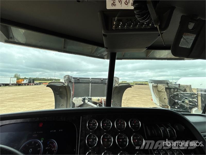 Peterbilt 389 Влекачи