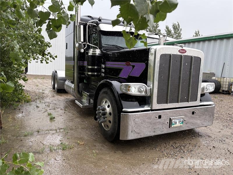 Peterbilt 389 Naudoti vilkikai