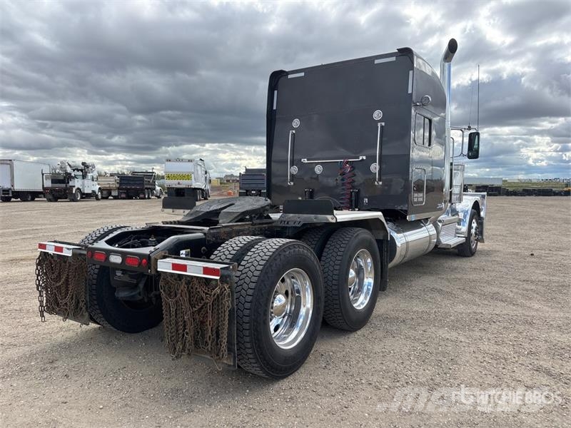 Peterbilt 389 Tahače