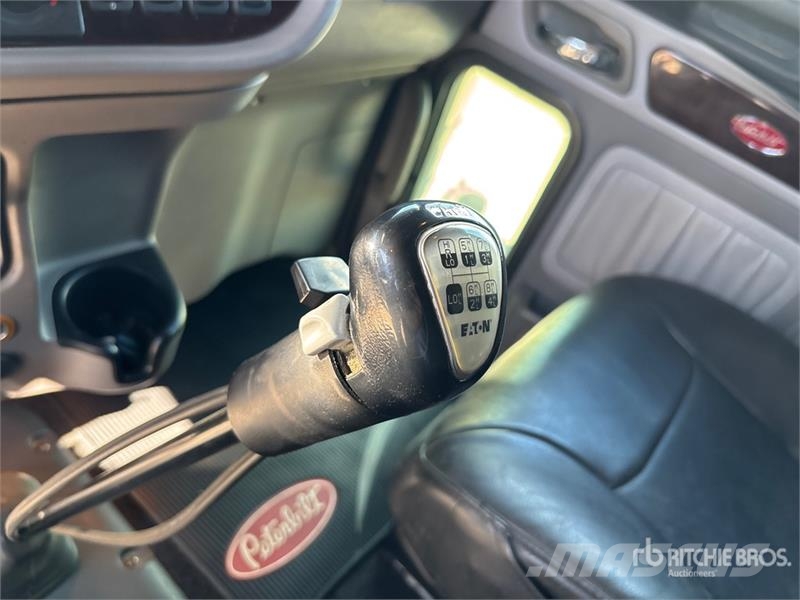 Peterbilt 389 Vetopöytäautot