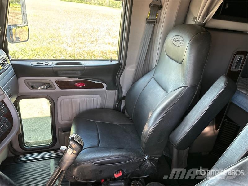 Peterbilt 389 Vetopöytäautot