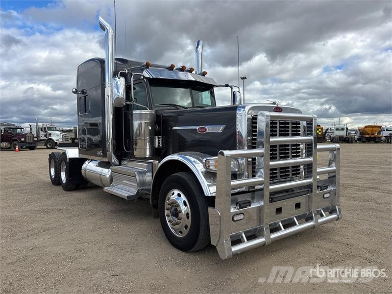 Peterbilt 389 Tahače