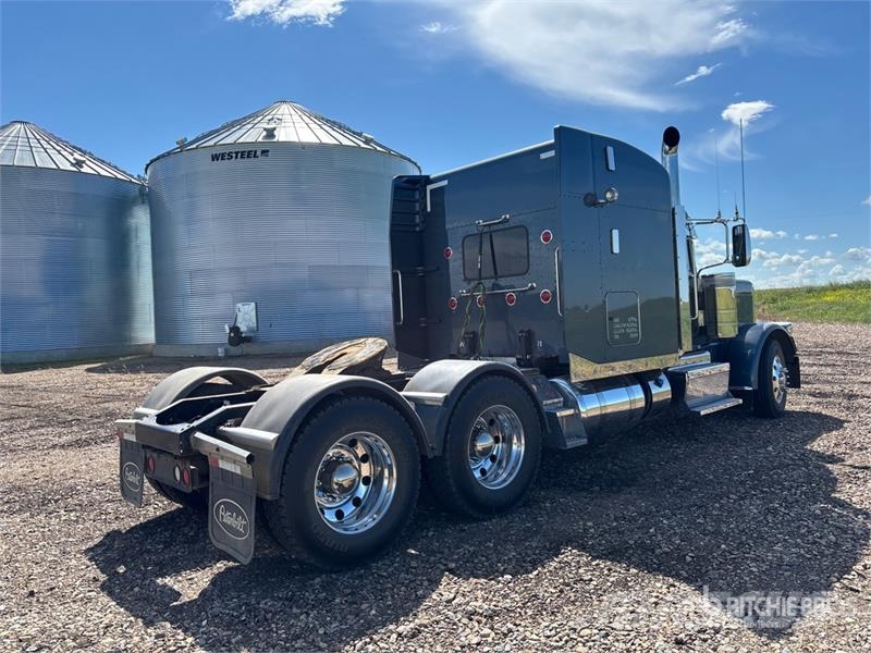 Peterbilt 389 Vetopöytäautot