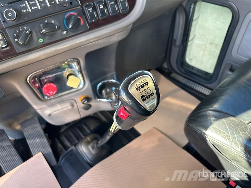 Peterbilt 389 Тягачі