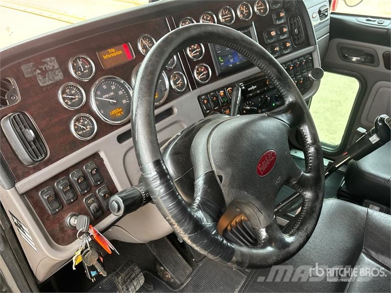 Peterbilt 389 Trekkvogner