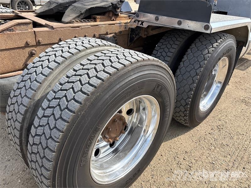 Peterbilt 389 Autotractoare