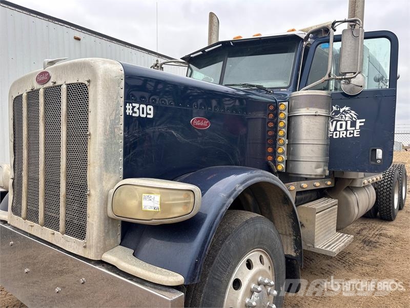 Peterbilt 389 牵引车
