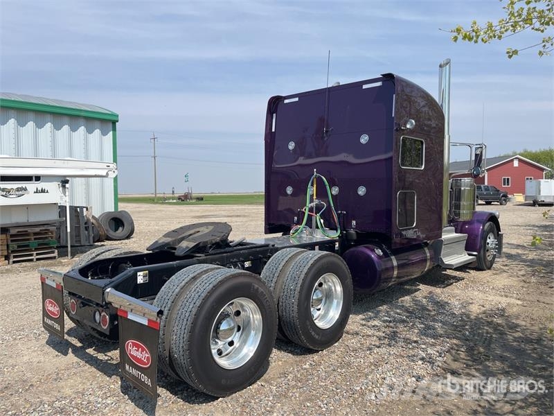 Peterbilt 389 Naudoti vilkikai