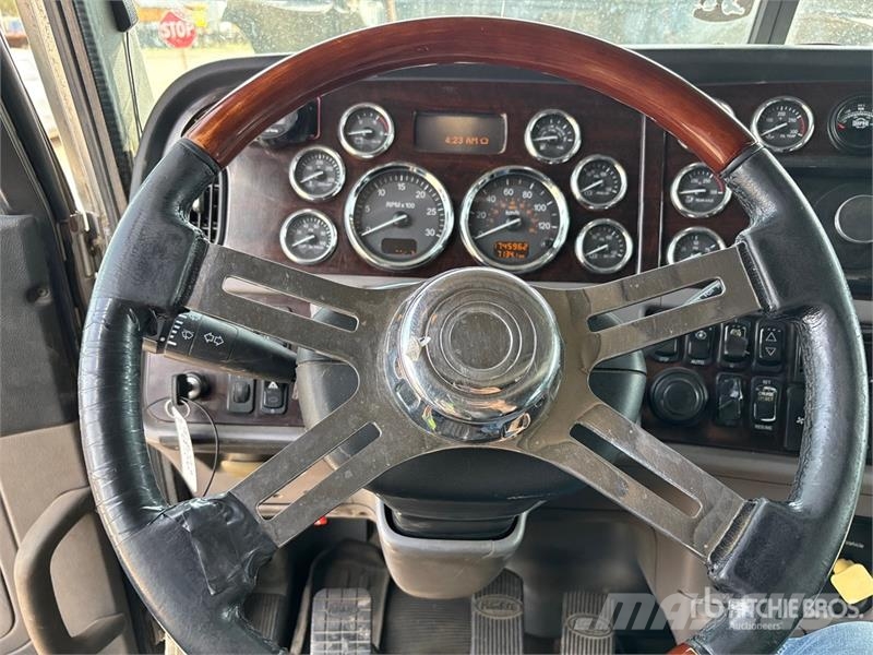 Peterbilt 389 Autotractoare