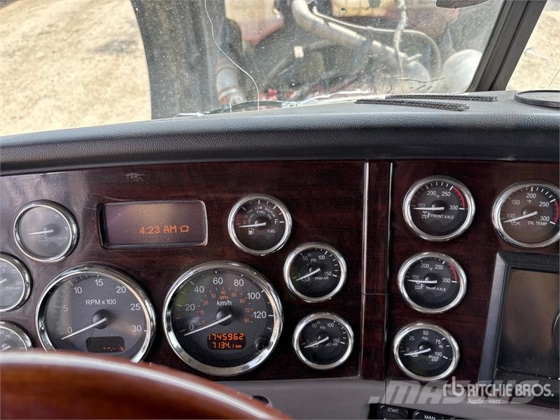 Peterbilt 389 Autotractoare