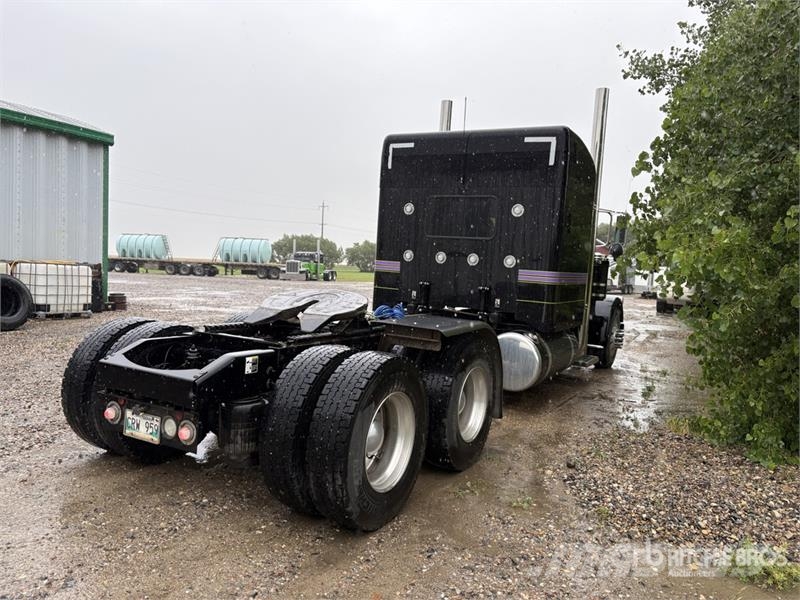 Peterbilt 389 Naudoti vilkikai