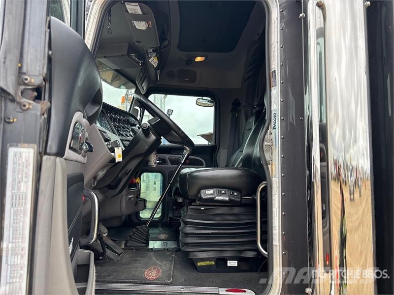 Peterbilt 389 Влекачи