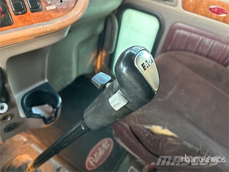 Peterbilt 389 6x4 T/A Dump Truck شاحنات قلابة