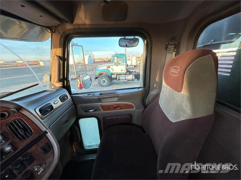 Peterbilt 389 6x4 T/A Dump Truck شاحنات قلابة