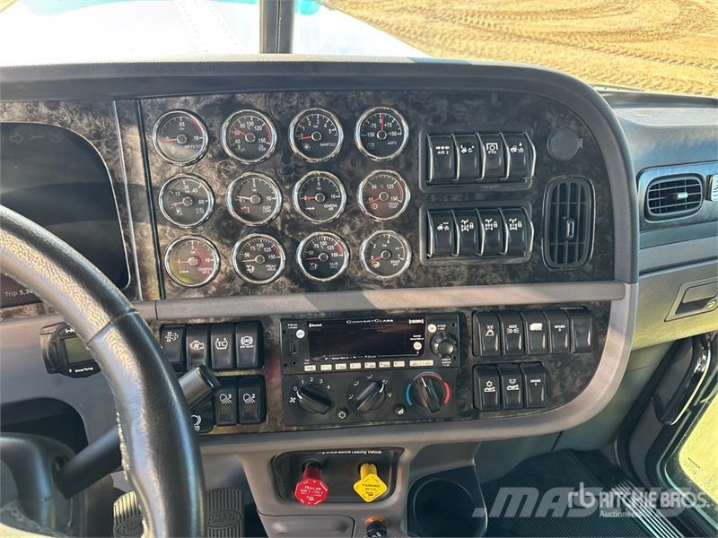 Peterbilt 389X 6x4 T/A Sleeper Truck Tractor Cabezas tractoras