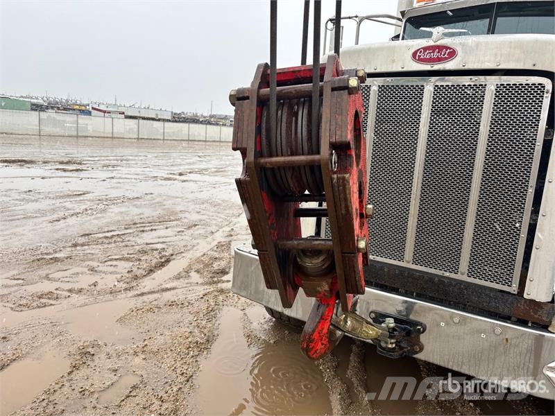 Peterbilt 45110T 45 ton Straight Boom on Peterbilt 367 10x6  Crane trucks