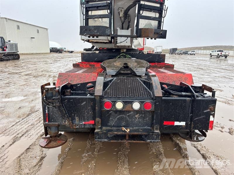 Peterbilt 45110T 45 ton Straight Boom on Peterbilt 367 10x6  Crane trucks