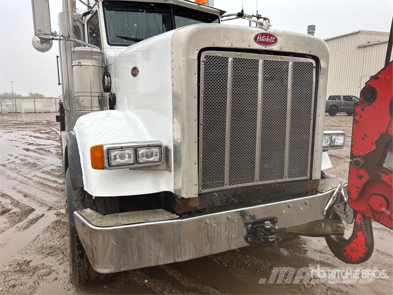 Peterbilt 45110T 45 ton Straight Boom on Peterbilt 367 10x6  Crane trucks