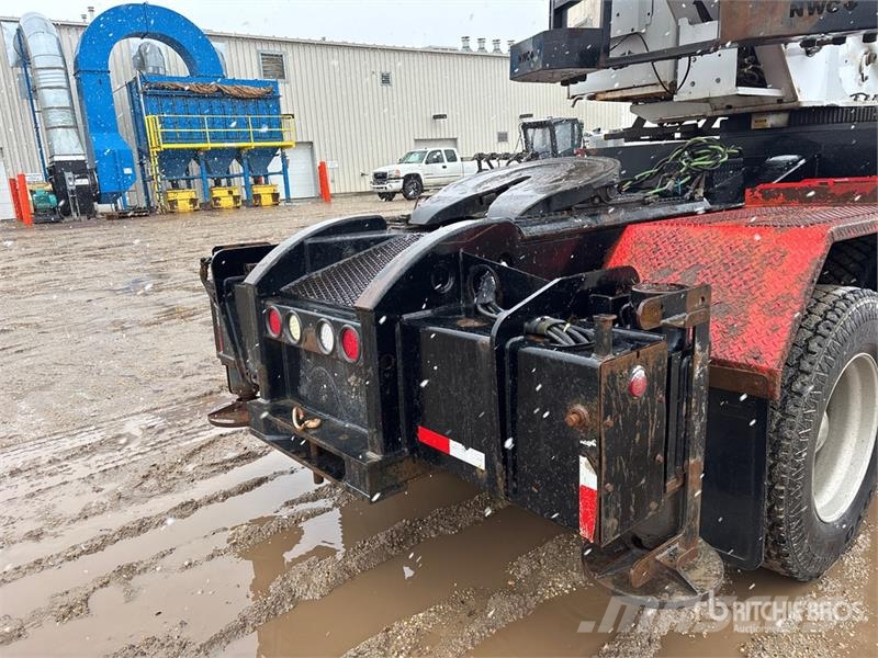 Peterbilt 45110T 45 ton Straight Boom on Peterbilt 367 10x6  Crane trucks
